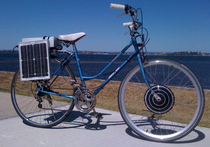 استقرار ۱۰۰ دستگاه دوچرخه خورشیدی