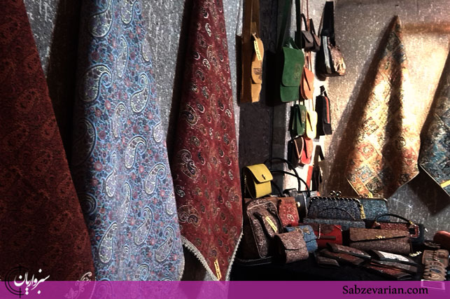 گزارش تصویری: نمایشگاه بافته‌های ترمه و هنر سرمه دوزی